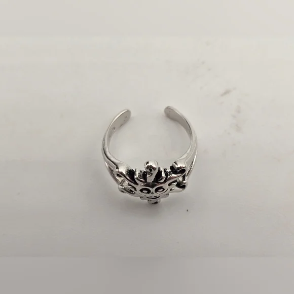 Sterling Silver Celestial Toe Ring - Picture 5 of 10